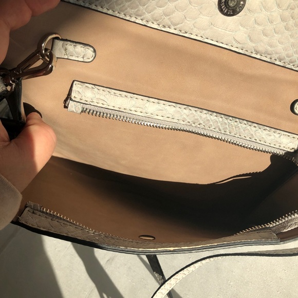 Christian Siriano- clutch / over shoulder purse - Picture 6 of 9